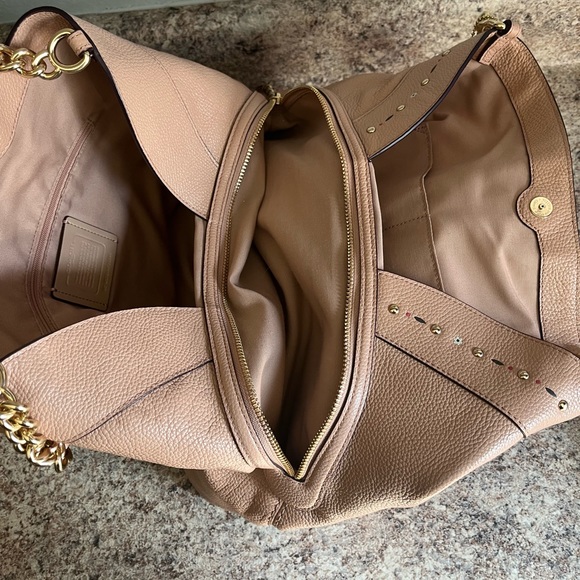 COACH FLORAL SINCHED SHOULDER PURSE - Picture 4 of 15